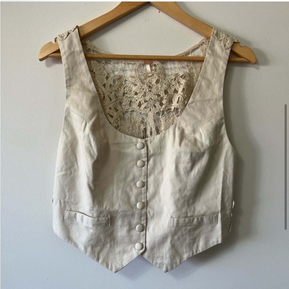NWT Free People Bailey Battenburg Vest Crochet Neutral Cream Size Medium​​ - Picture 4 of 6
